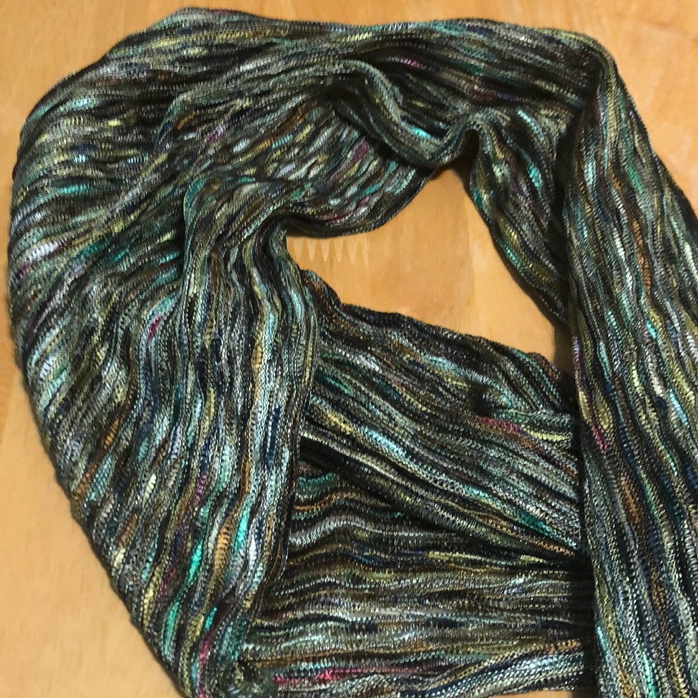 Dana Hebert infinity scarf - just gorgeous